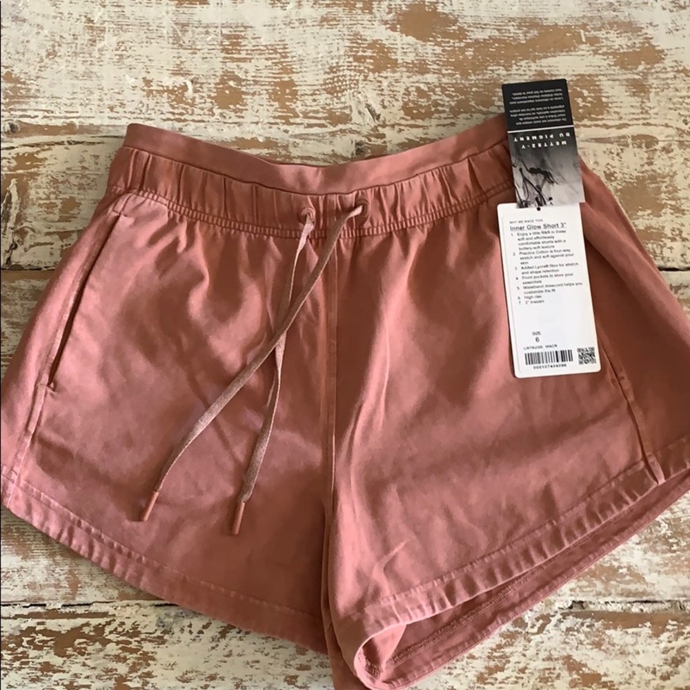 Brand new Lululemon Inner Glow Short
